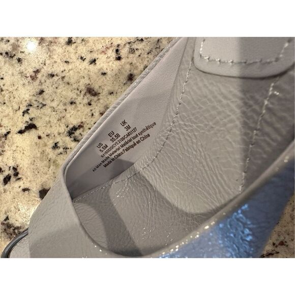 DKNY Women's Open Pump Sandal Heeled, Grainy PANTENT Halogen Square Toe ANYA - Picture 7 of 8